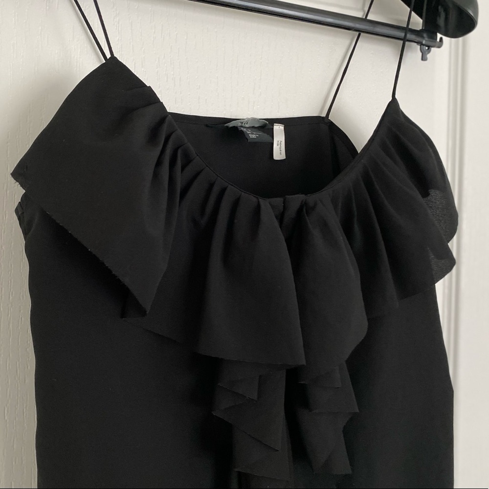 H&M | Dressy Ruffle Tank Top